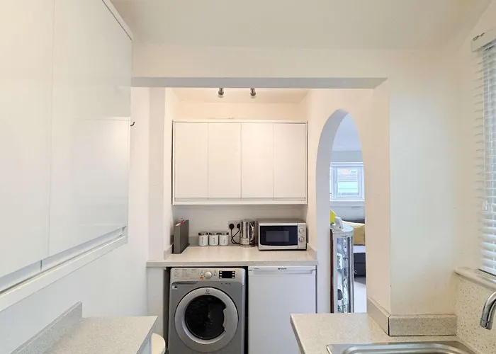 Chic One Bed In Clifton Apartman