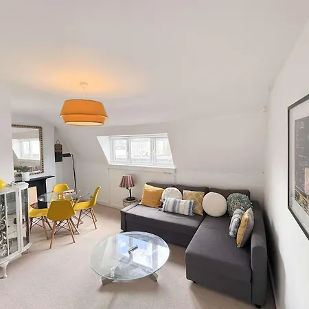 Chic One Bed In Clifton * Bristol