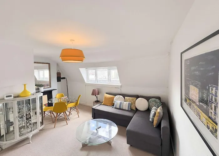 Chic One Bed In Clifton * Bristol